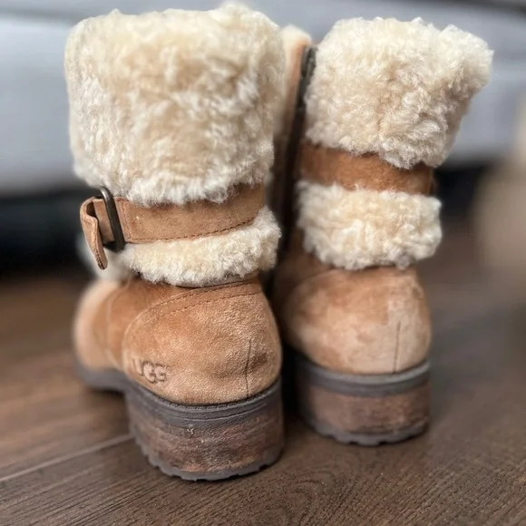 UGG Tan Suede and Wool Ankle Boots Women’s Size 6 - Picture 7 of 10